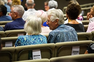 choosing assisted living community